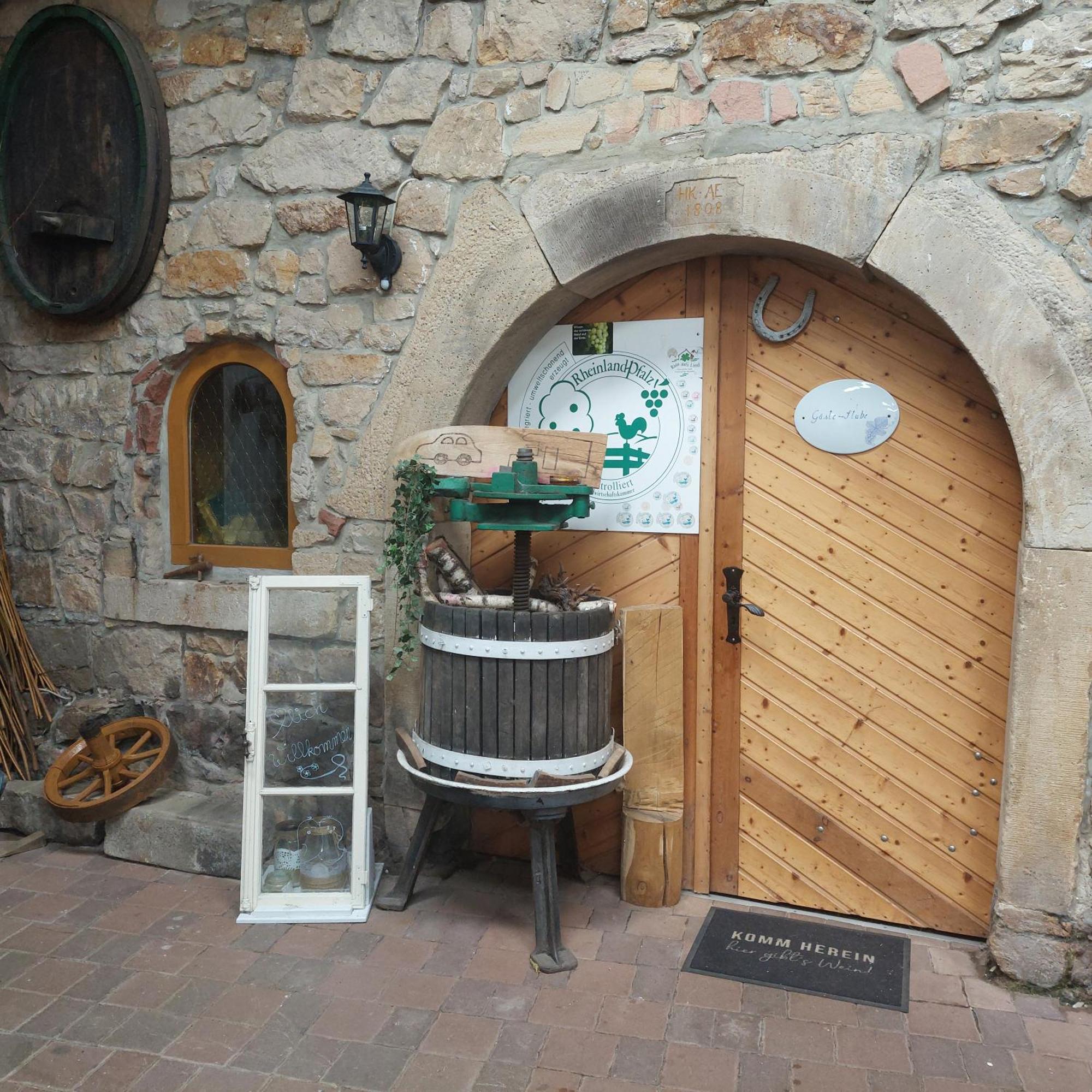 Apartment Weingut-ferienhof Schaefer Gocklingen
